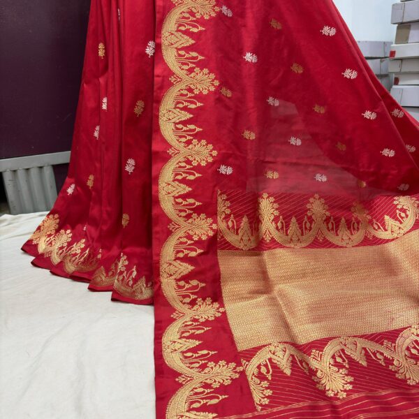 blood red pure katan silk banarasi handloom handwoven kadhwa sarees