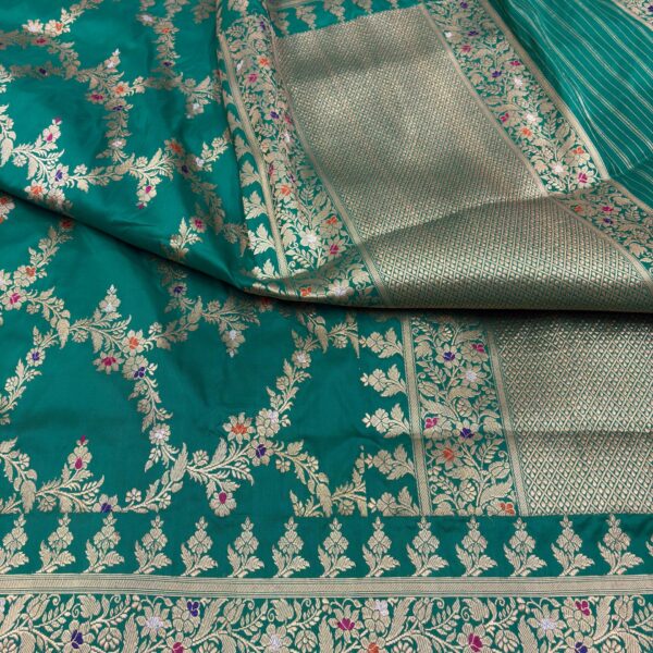 emerald green pure katan silk banarasi handloom handwoven kadhwa jangla sarees