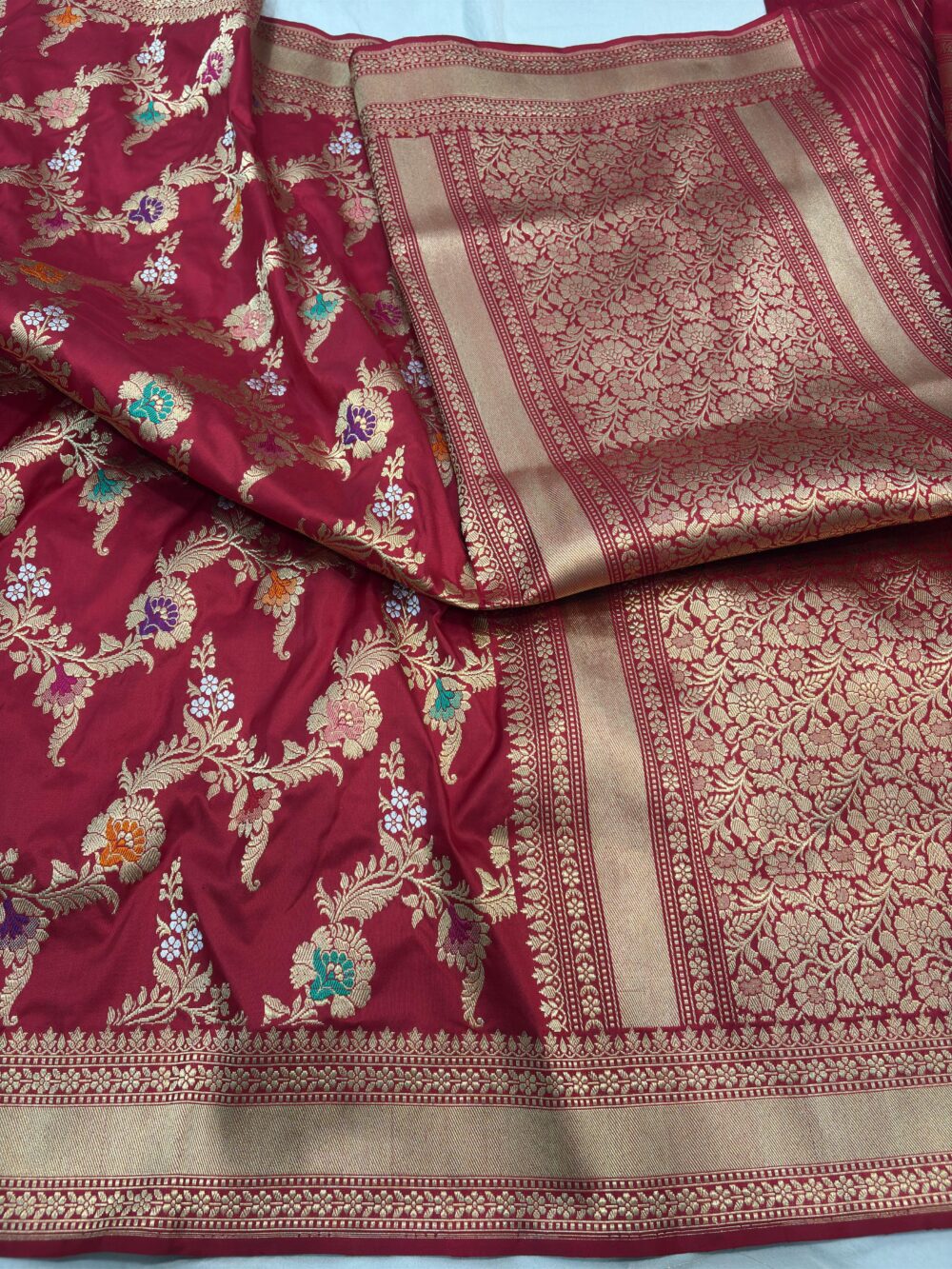 deep red pure katan silk banarasi handloom handwoven kadhwa jangla sarees