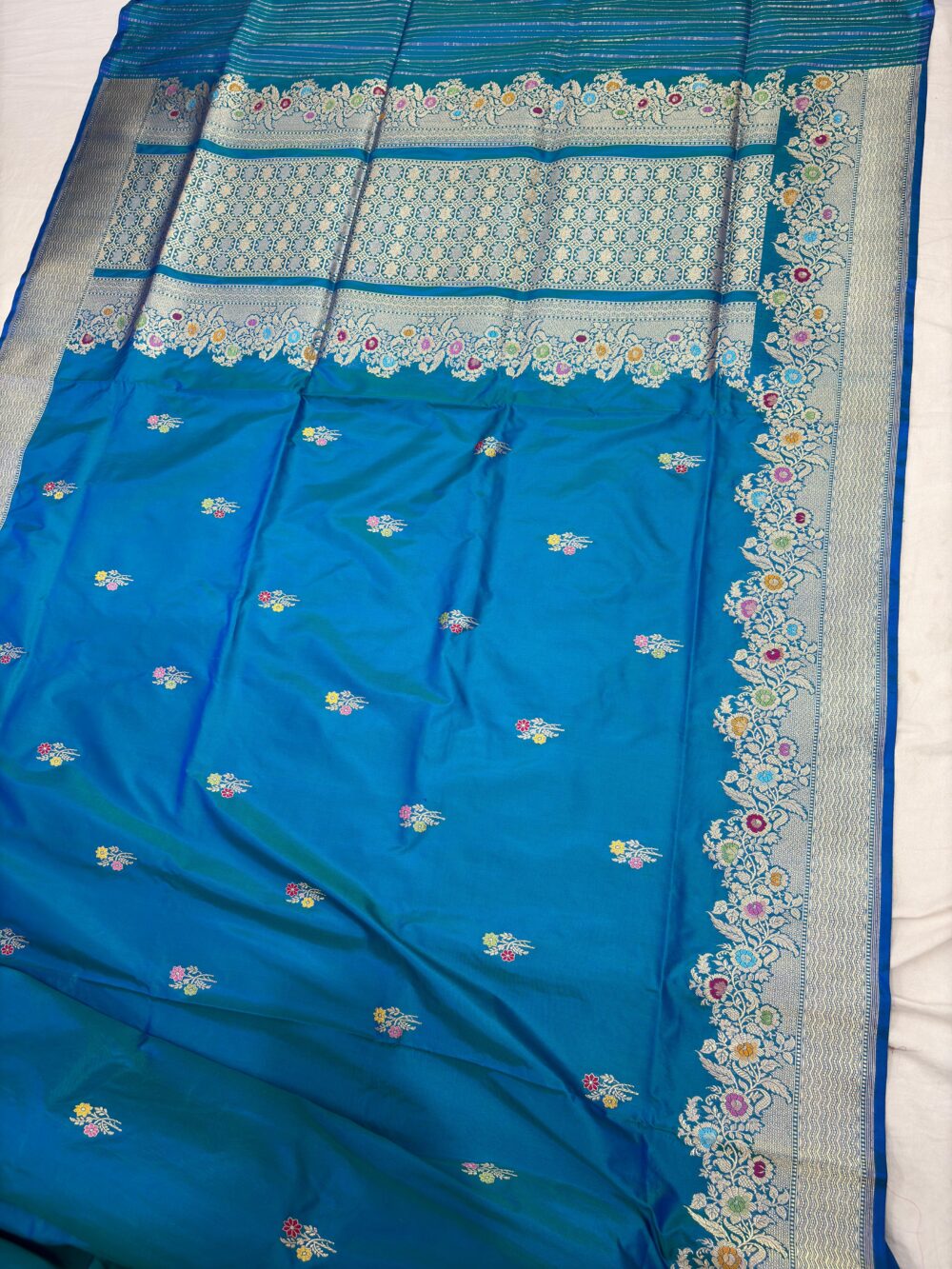 peacok blue pure katan silk banarasi handloom handwoven kadhwa sarees - Image 2