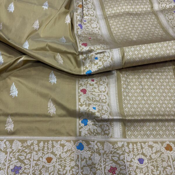 mehndi colour pure katan silk banarasi handloom handwoven kadhwa sarees