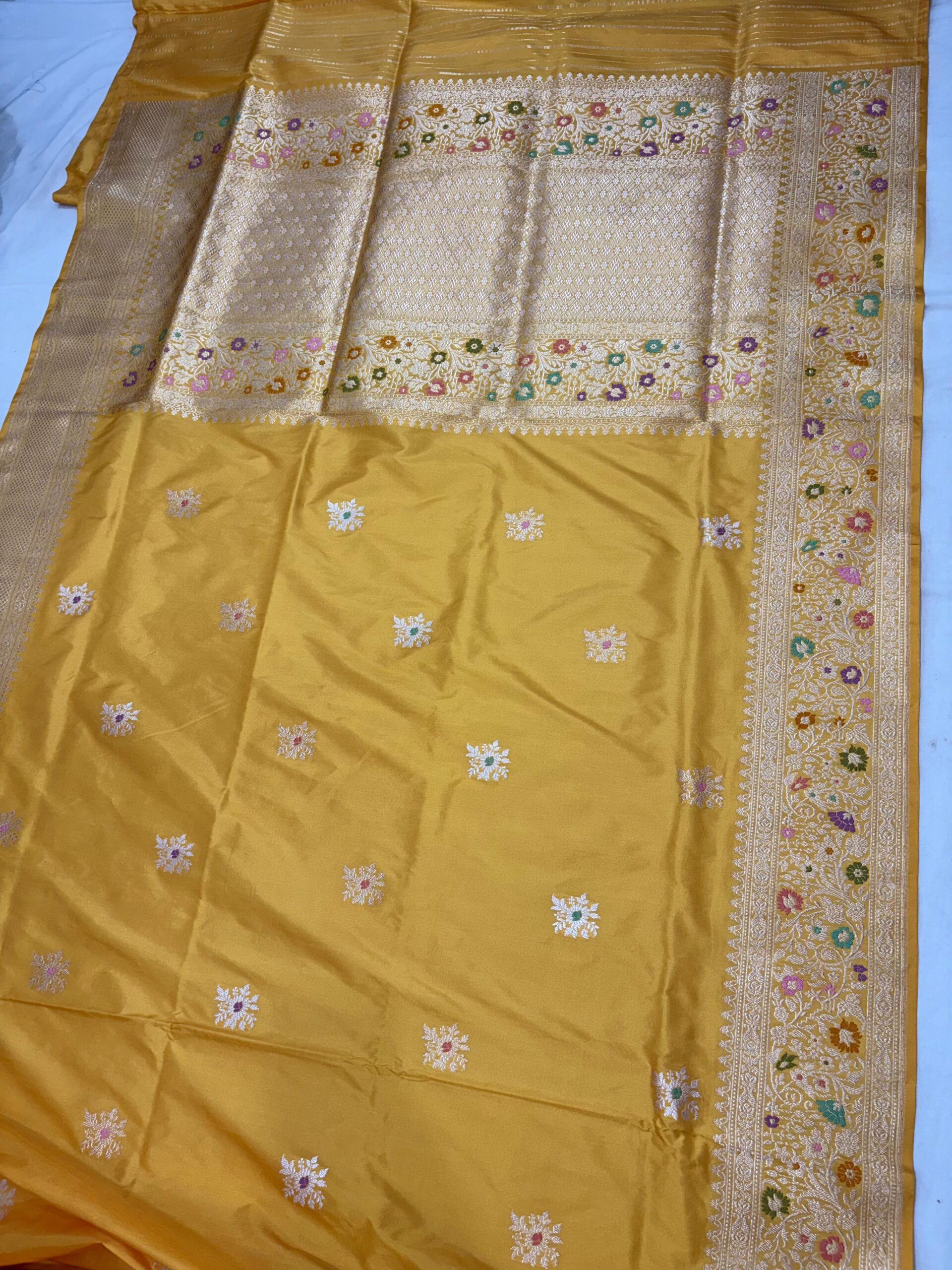 yellow pure katan silk banarasi handloom handwoven kadhwa sarees - Image 2