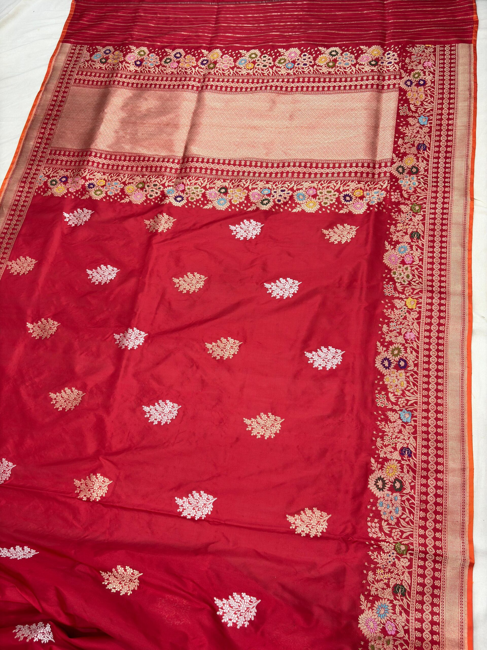 red pure katan silk banarasi handloom handwoven kadhwa sarees - Image 2