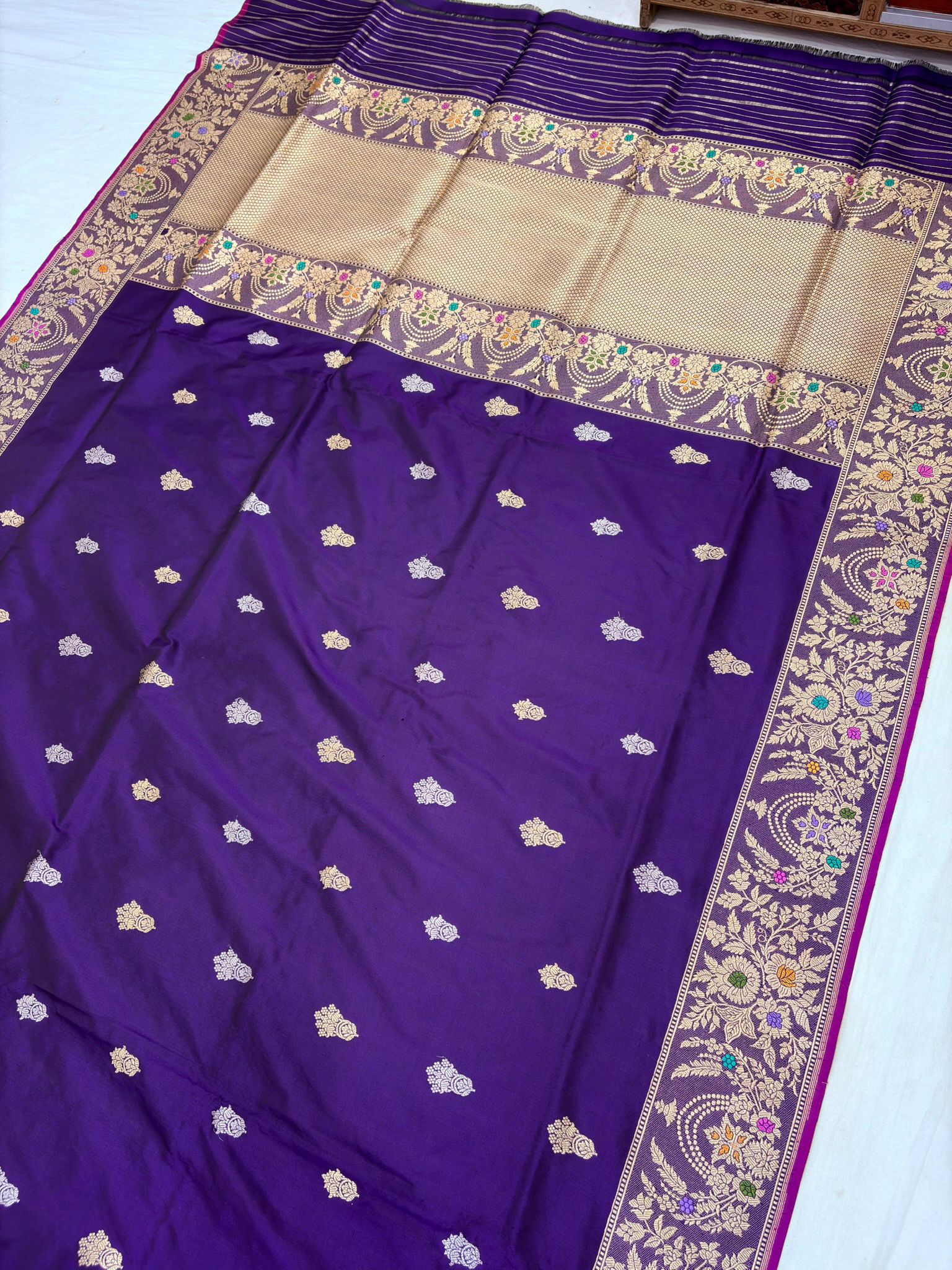 purple colour Pure Katan Silk Banarasi Handwoven kadhwa Saree - Image 2