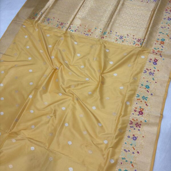 gold pure katan silk banarasi handloom handwoven kadhwa sarees,