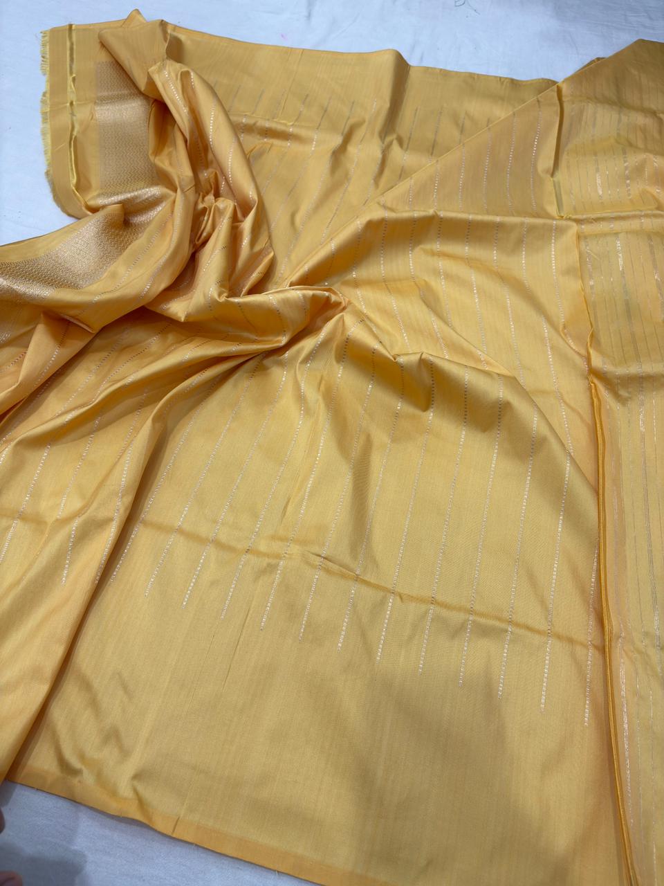 gold pure katan silk banarasi handloom handwoven kadhwa sarees, - Image 3