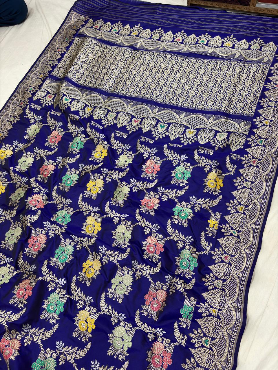 blue pure katan silk banarasi handloom handwoven kadhwa sarees
