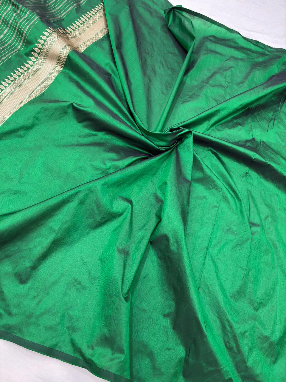 green pure katan silk banarasi handloom handwoven kadhwa sarees, - Image 3