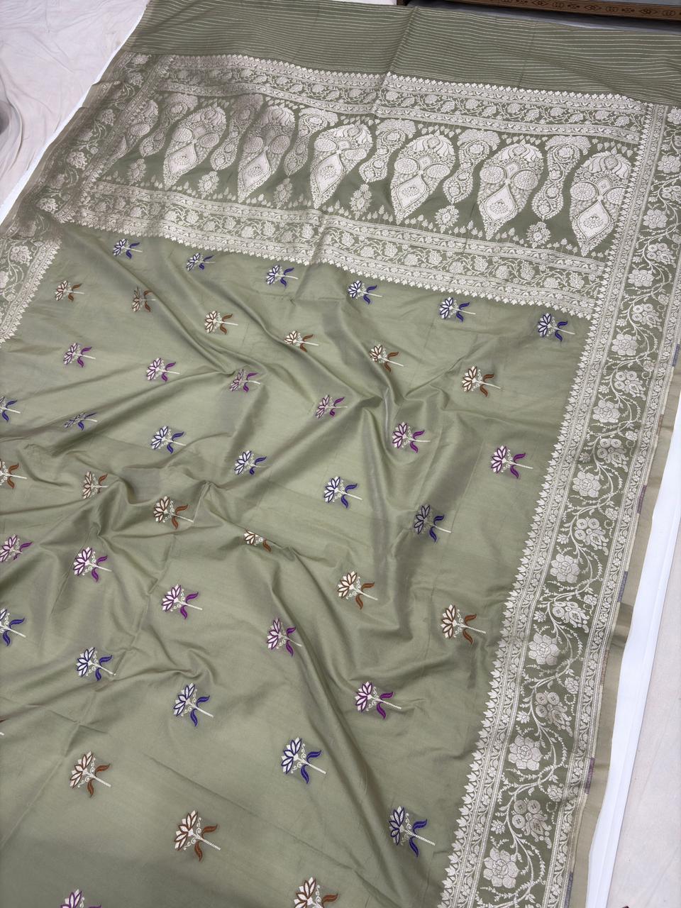 pure banarasi silk saree pista green
