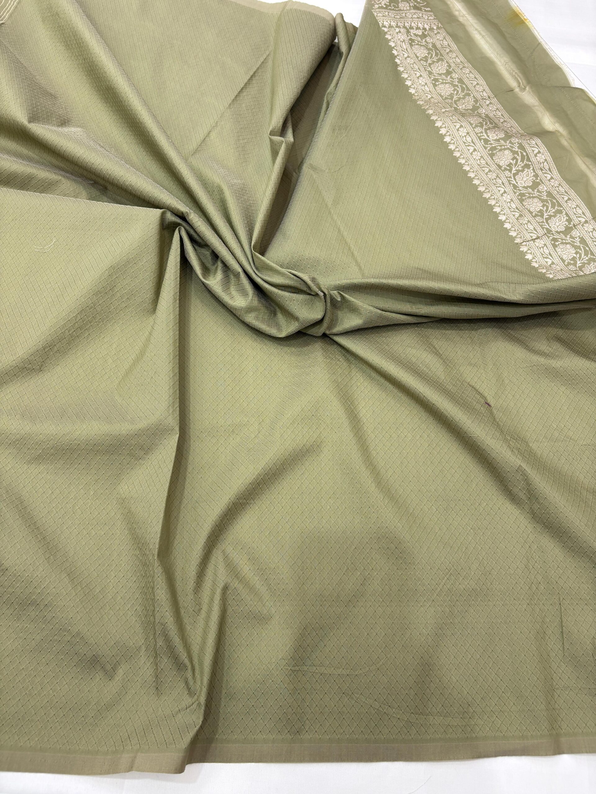 pure banarasi silk saree pista green - Image 3