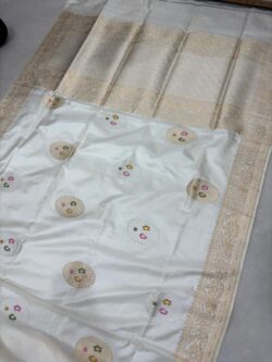 Half White Colour Ektara Pure Katan Silk Banarasi Handloom Handwoven Kadhwa Sarees,