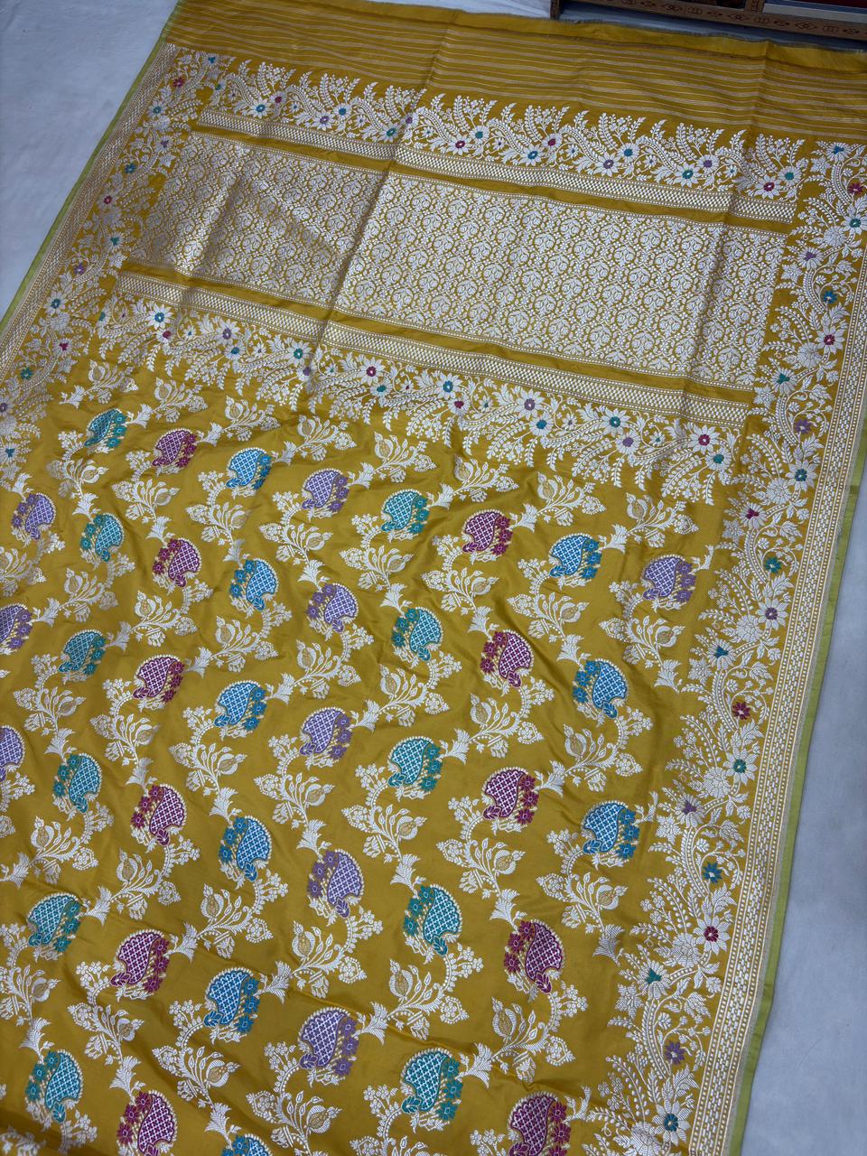 Yellow Gold Pure Katan Silk Banarasi Handloom Handwoven Kadhwa Jangla Sarees
